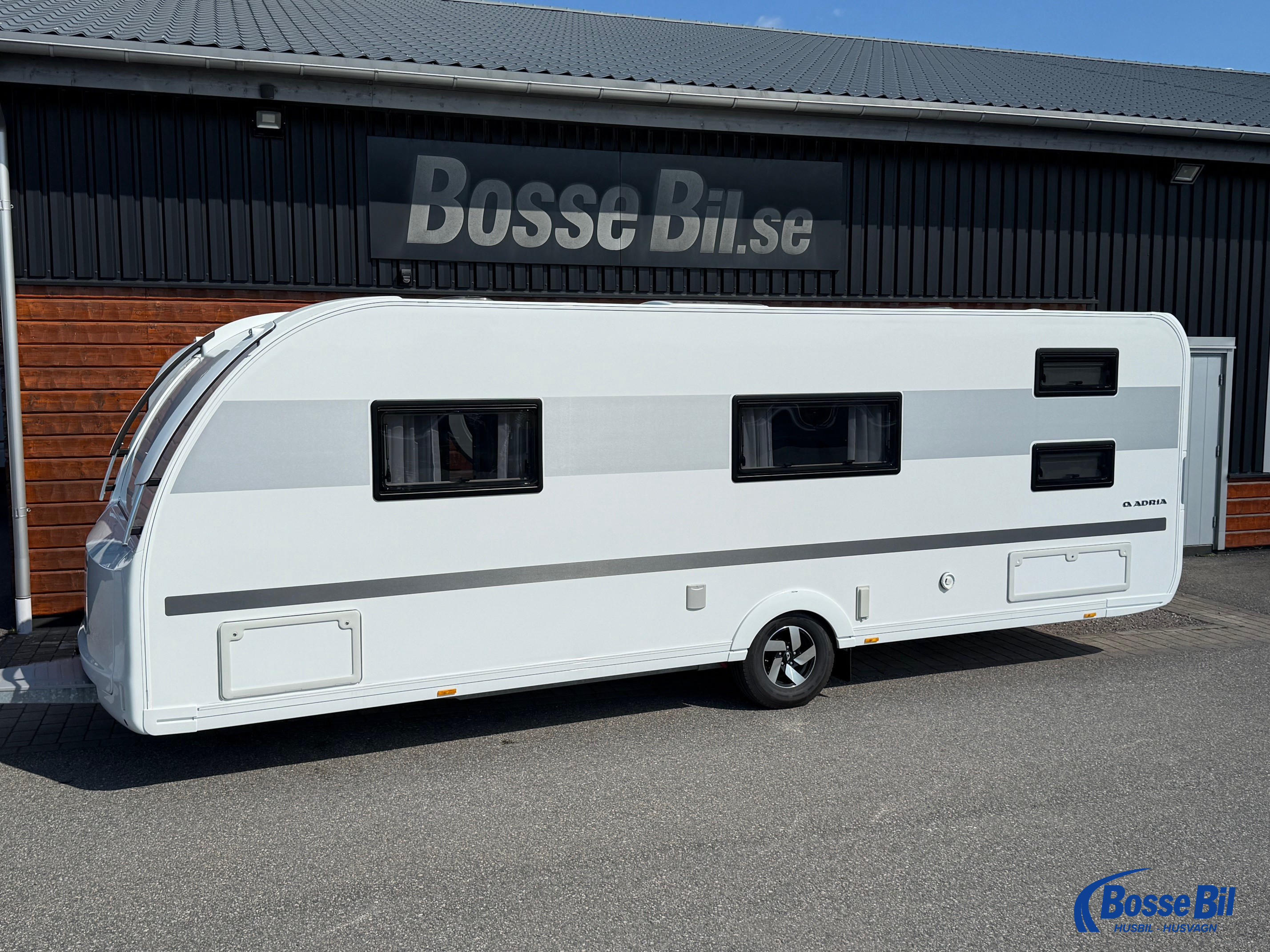 Adria ALPINA 663 PT * Barnkammare * Queenbed * - Adria