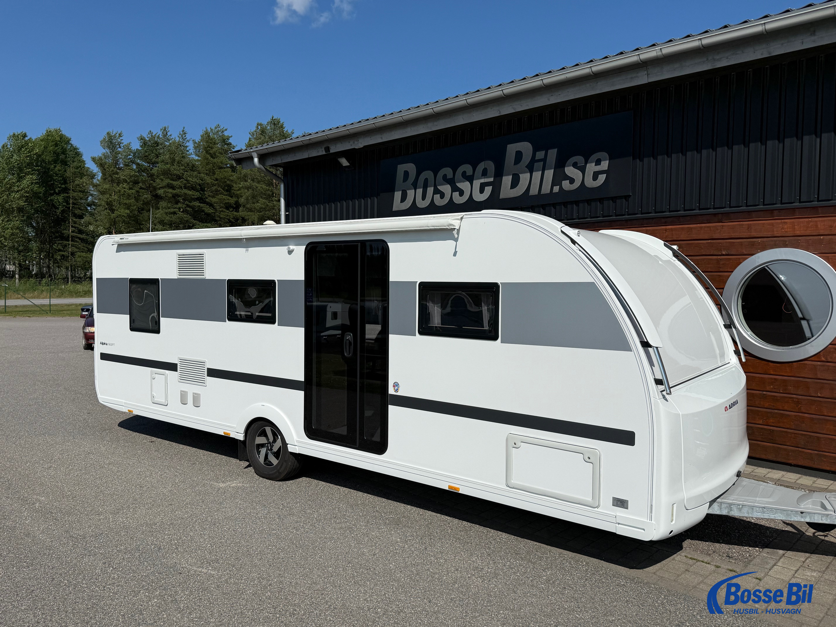 Adria ALPINA 663 PT * Barnkammare * Queenbed * - Adria