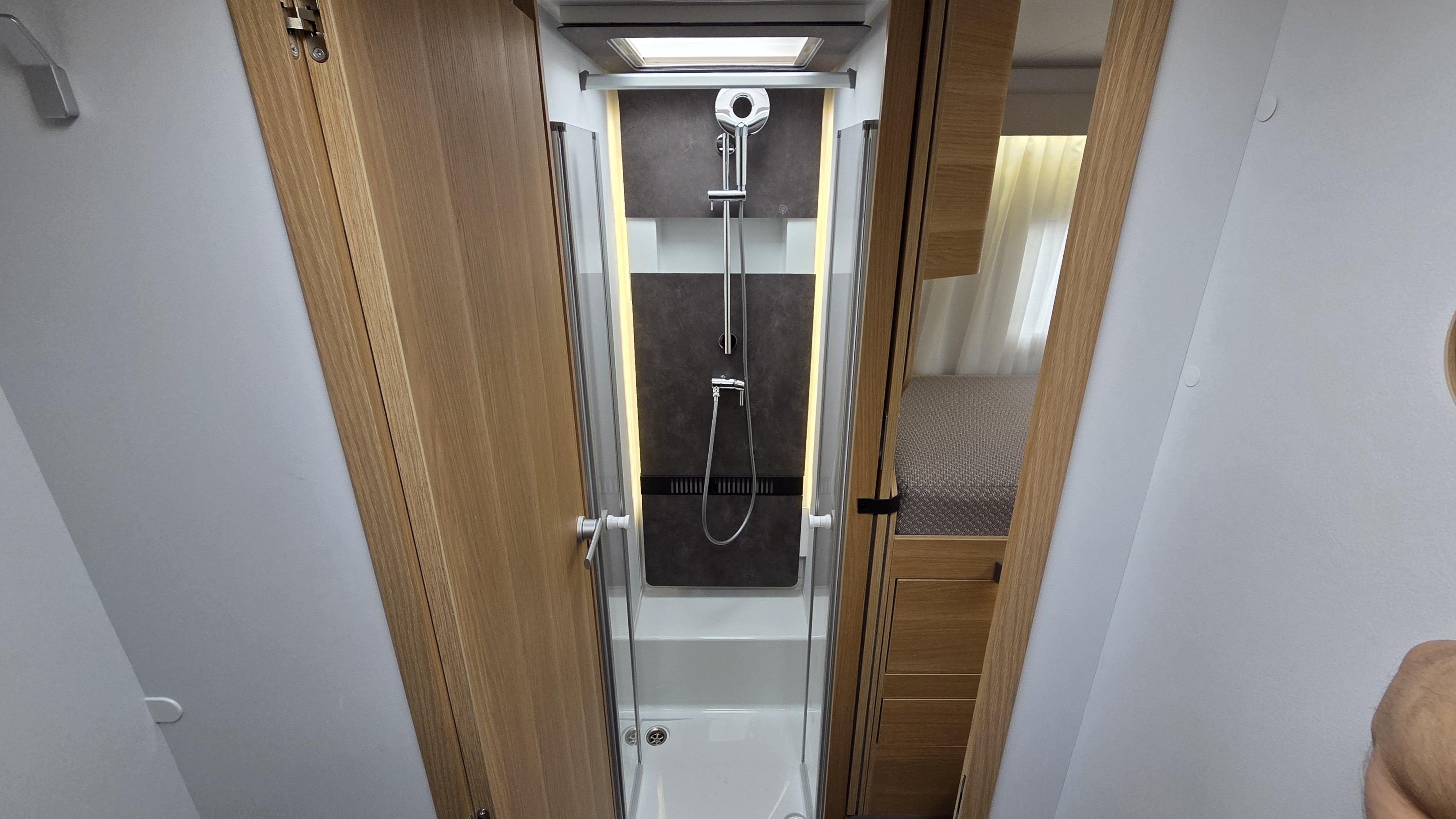Adria CORAL 670DL - Adria