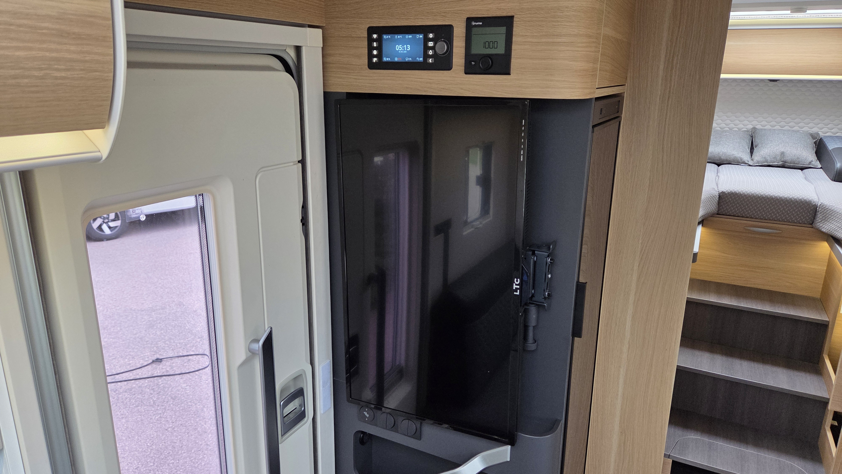 Adria CORAL 670DL - Adria
