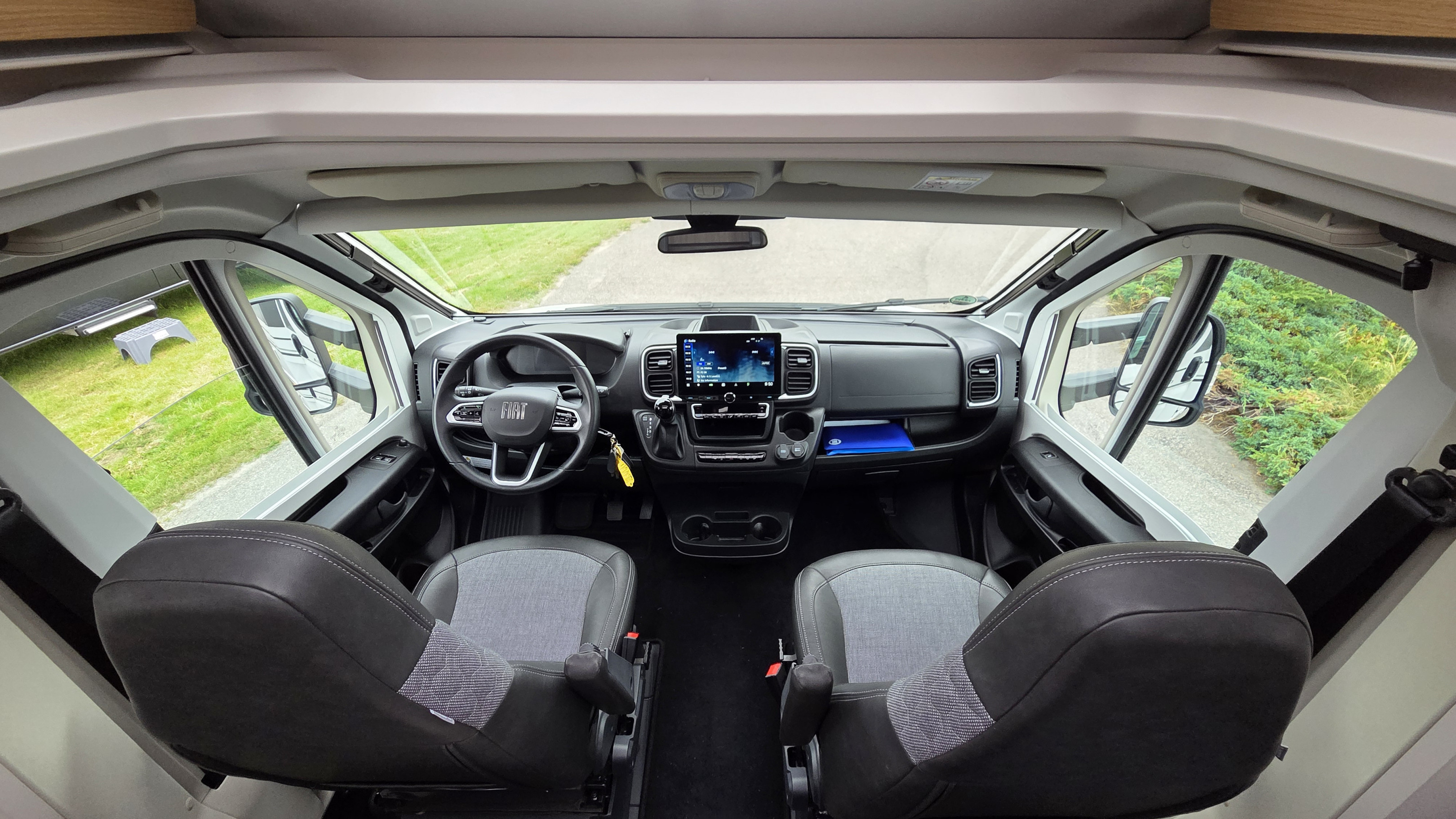 Adria CORAL 670DL - Adria