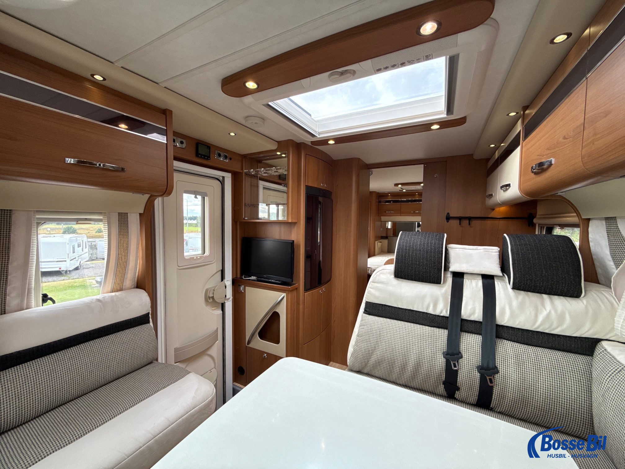 LMC Liberty T 721 * Kamkedja * Automat * Queenbed * Solcell * - LMC