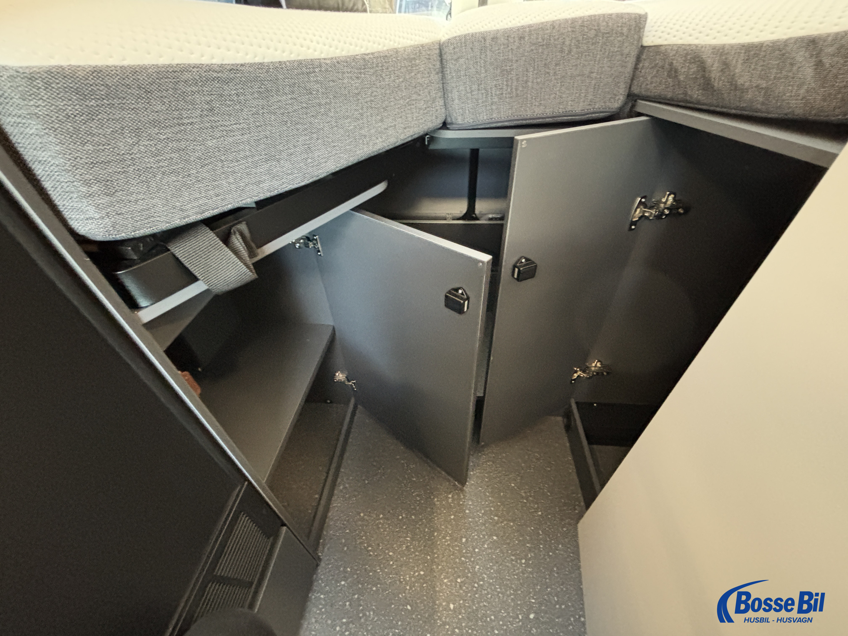 Adria TWIN SELECT 640 SLB * Dieselvärmare * komp.kylskåp * 3500 kg * - Adria