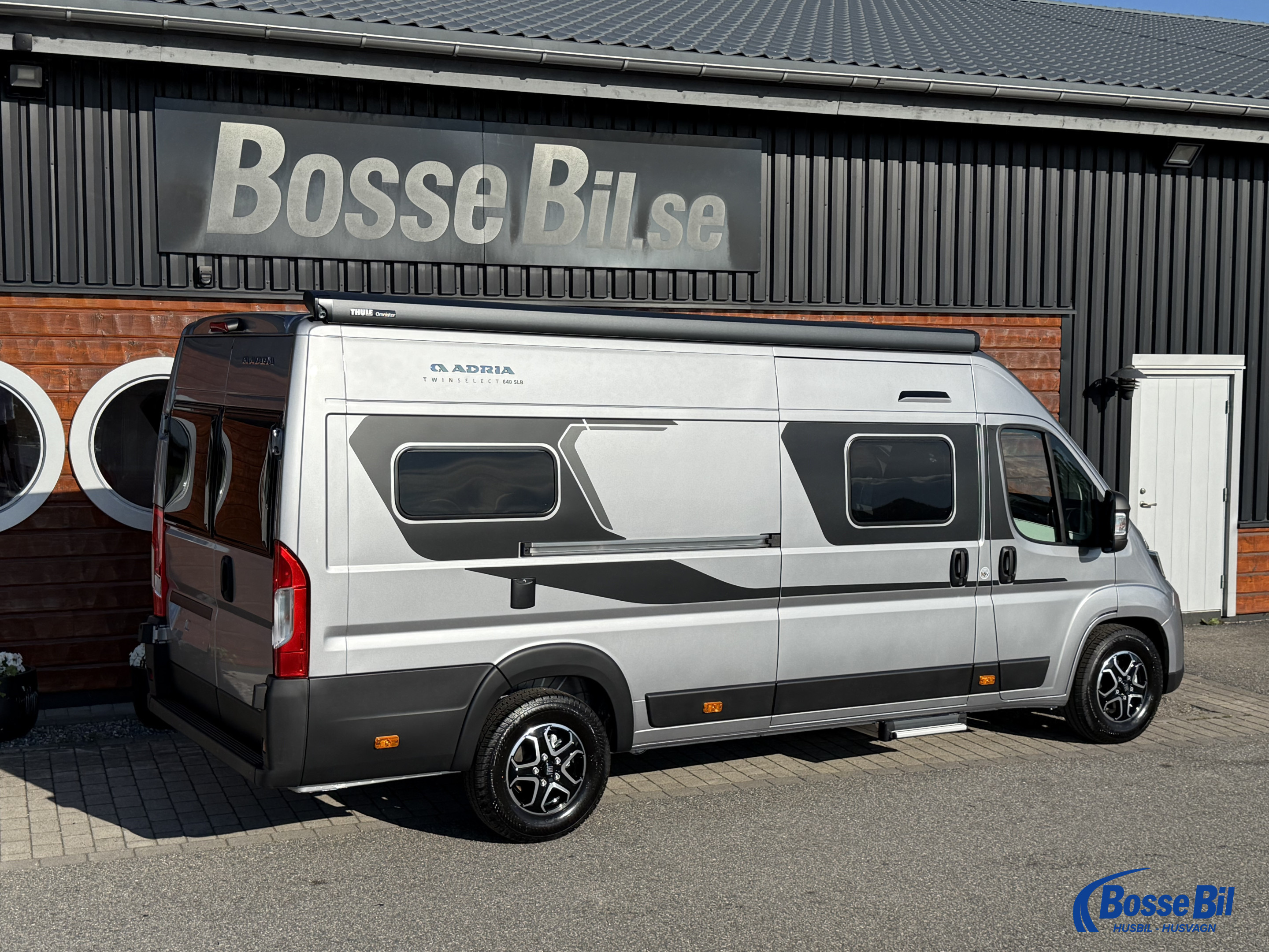 Adria TWIN SELECT 640 SLB * Dieselvärmare * komp.kylskåp * 3500 kg * - Adria
