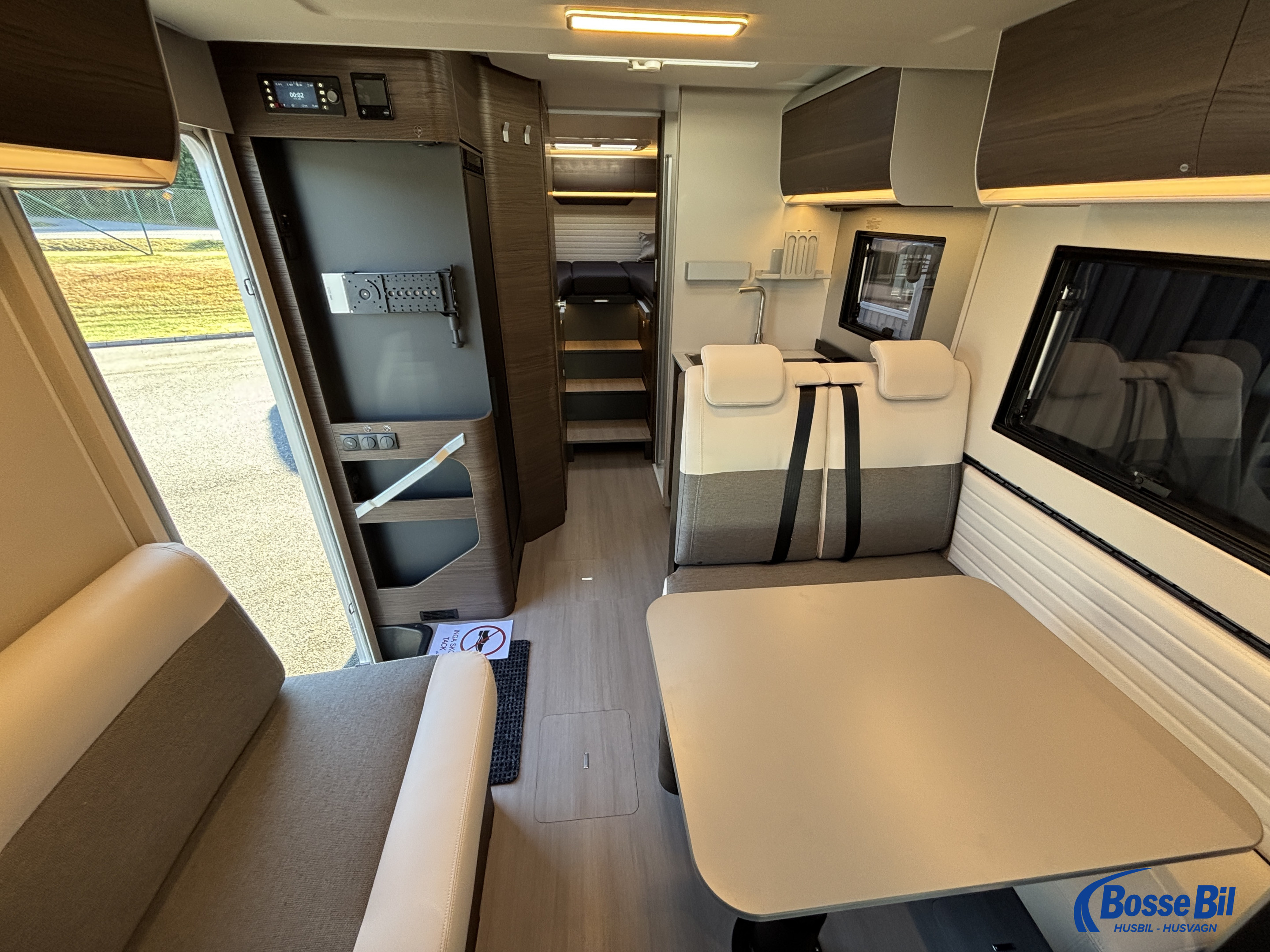 Adria MATRIX SUPREME 670 SL *Dieselvärmare * ALDE * komp.kylskåp * - Adria