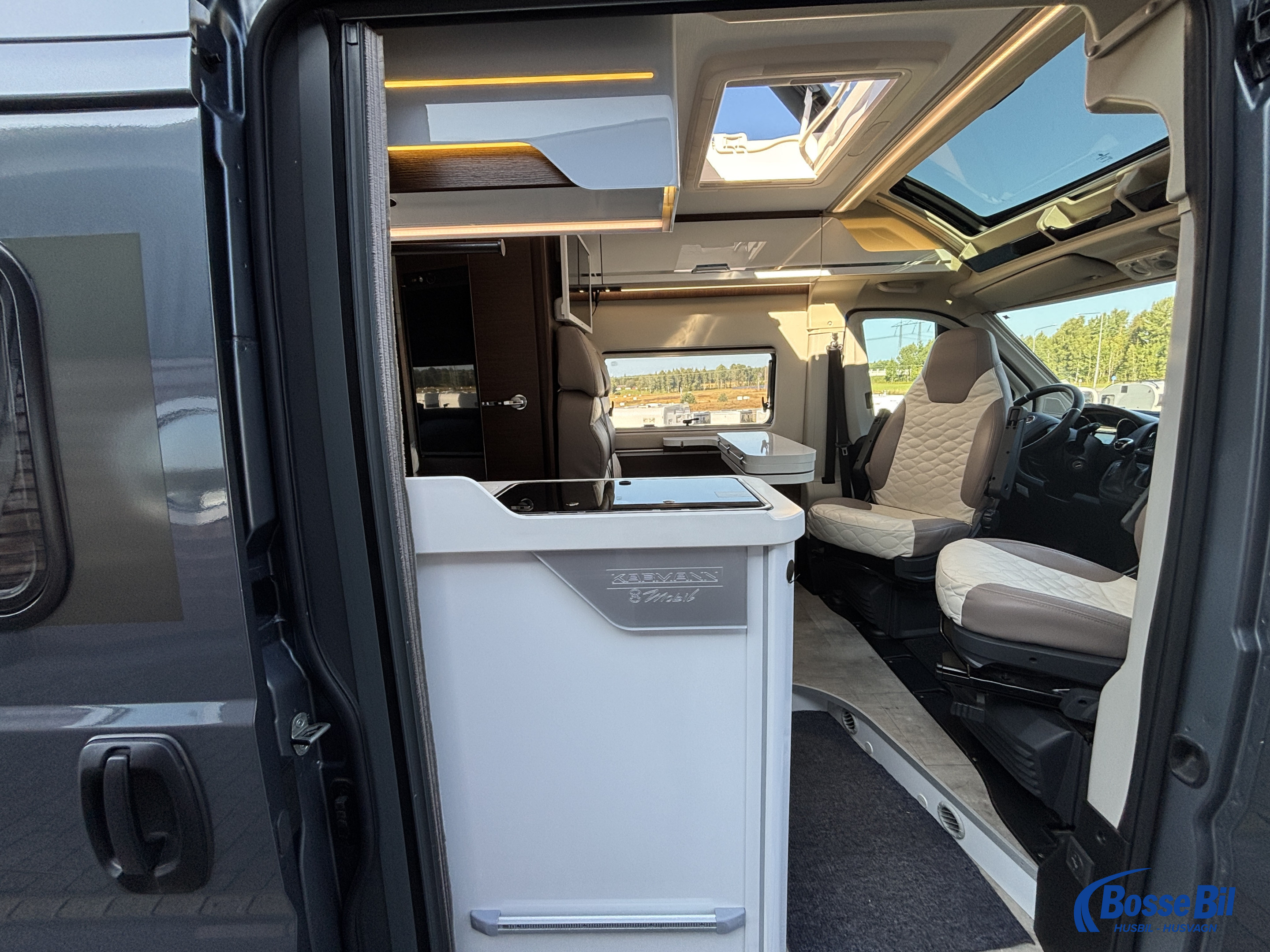 Karmann DAVIS 620 * Dieselvärmare * solcell * inverter * 180 Ah litium * - Karmann