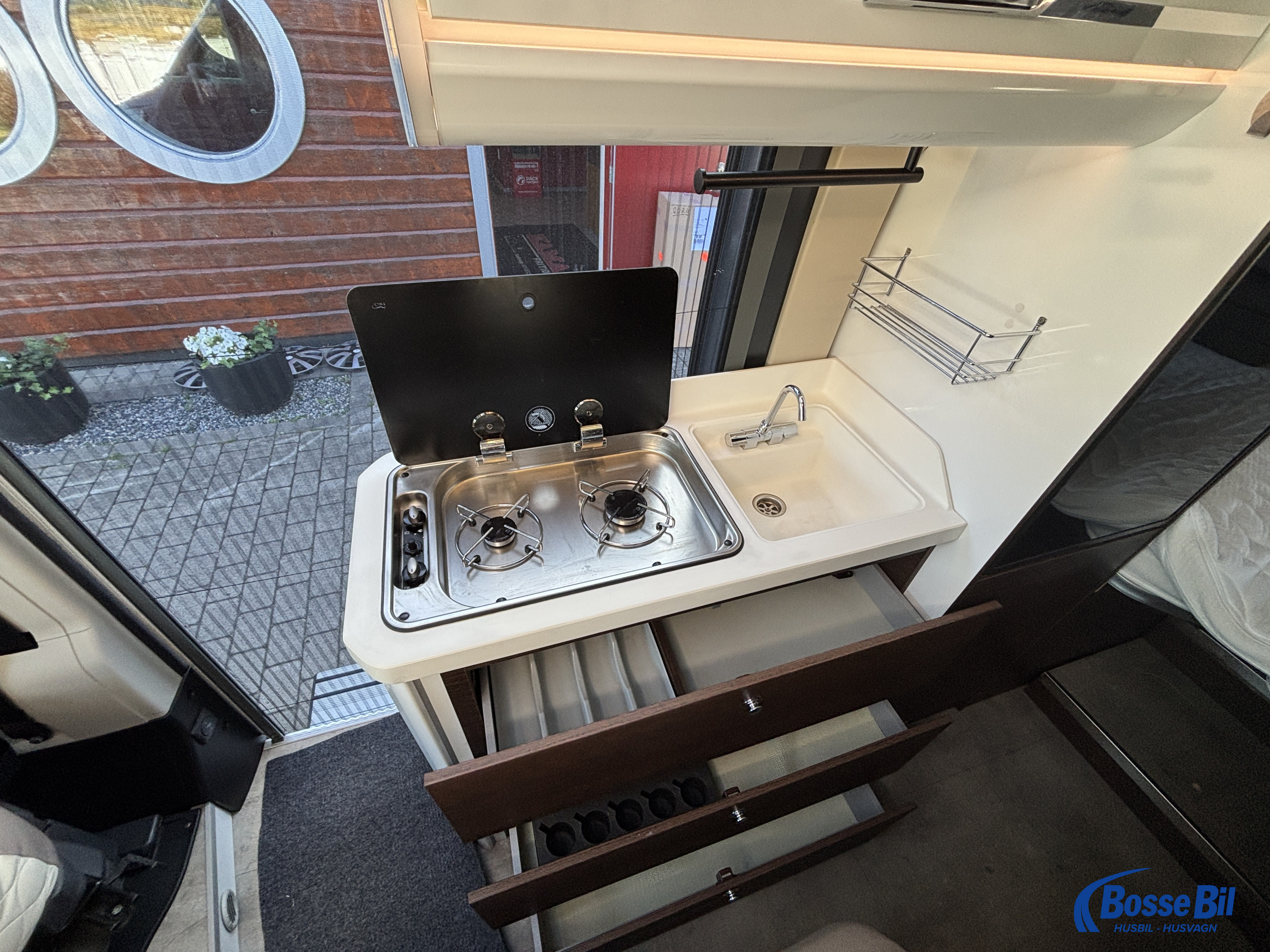 Karmann DAVIS 620 * Dieselvärmare * solcell * inverter * 180 Ah litium * - Karmann