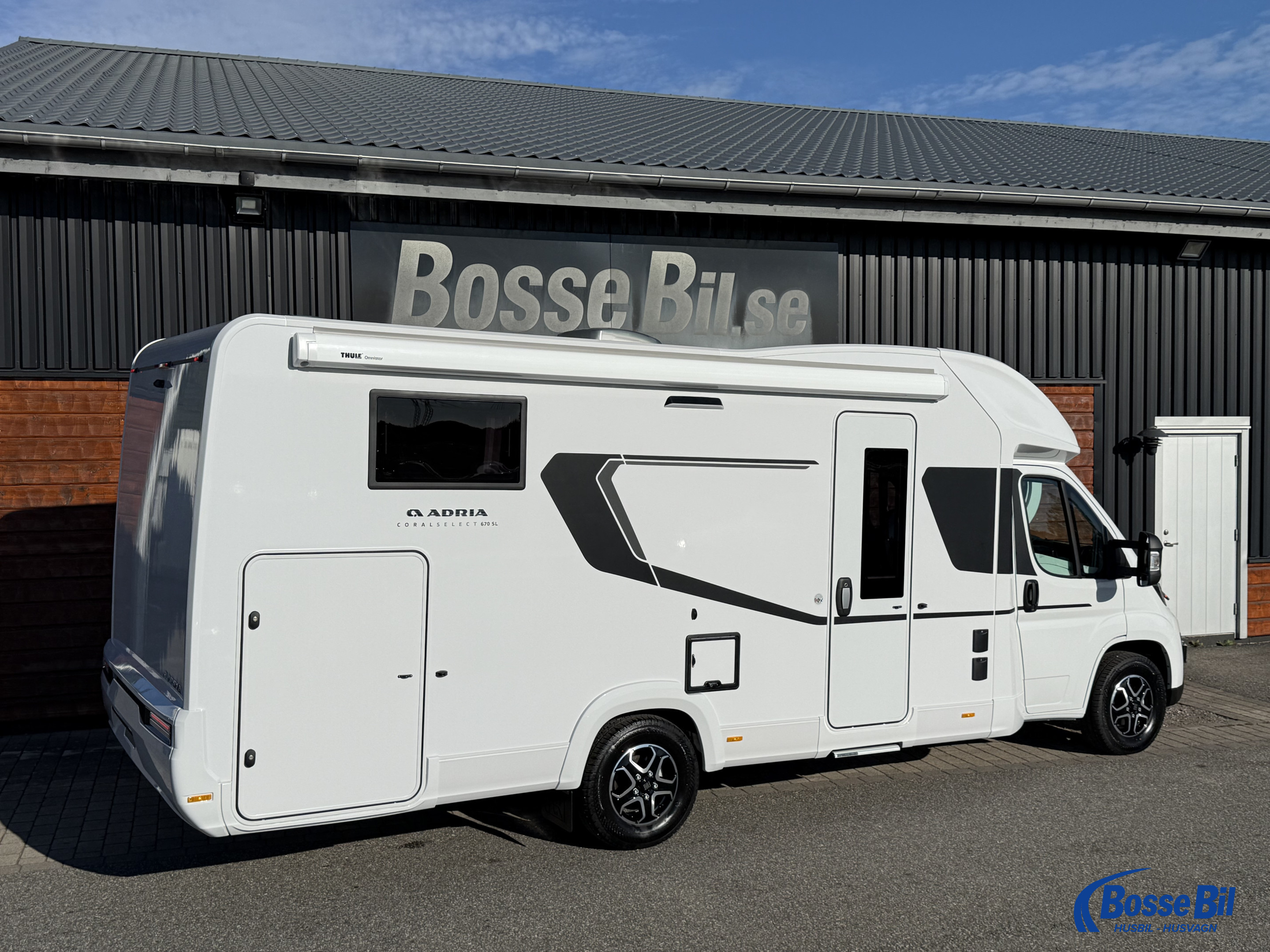 Adria CORAL SELECT 670 SL * Dieselvärmare * komp.kylskåp * 3500 kg * - Adria