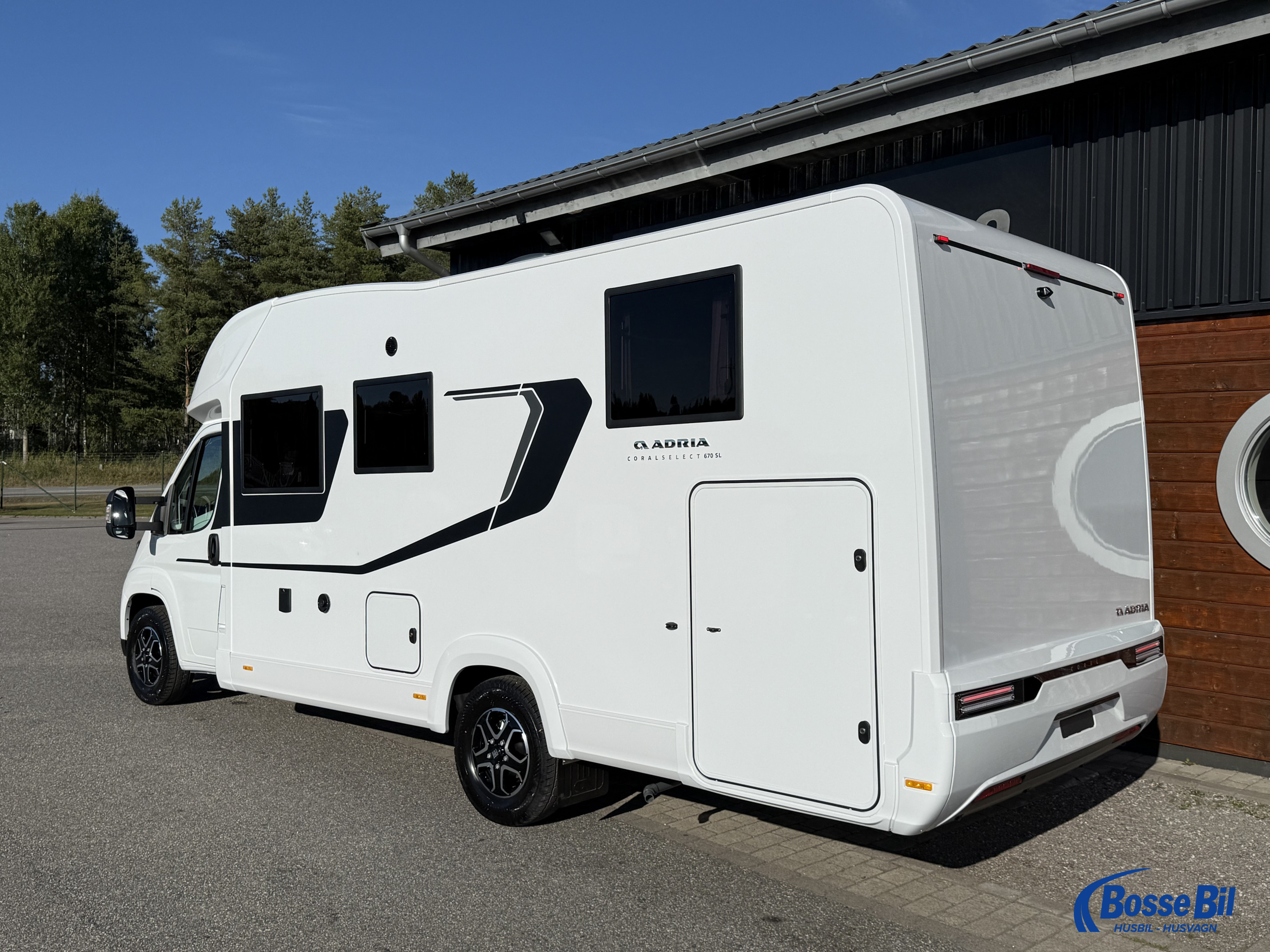 Adria CORAL SELECT 670 SL * Dieselvärmare * komp.kylskåp * 3500 kg * - Adria
