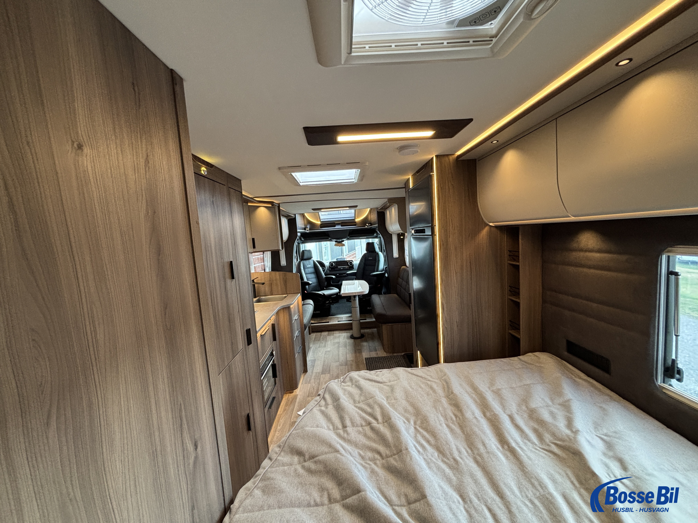 KABE TM Royal X 810 LXL * Face to face * topputrustad * - KABE