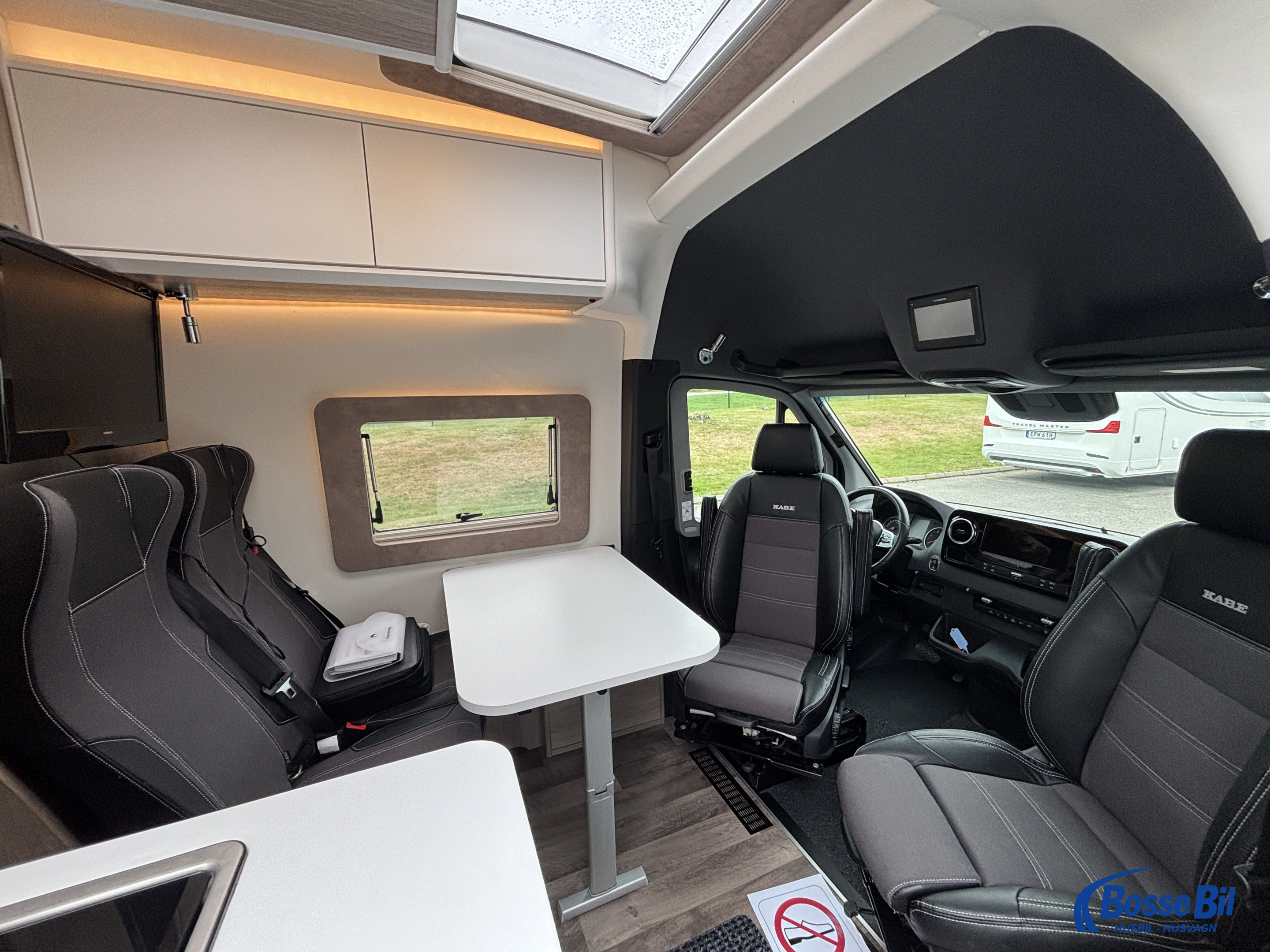 KABE Van CRV 690 LB * AC * Litium * Solceller * - KABE