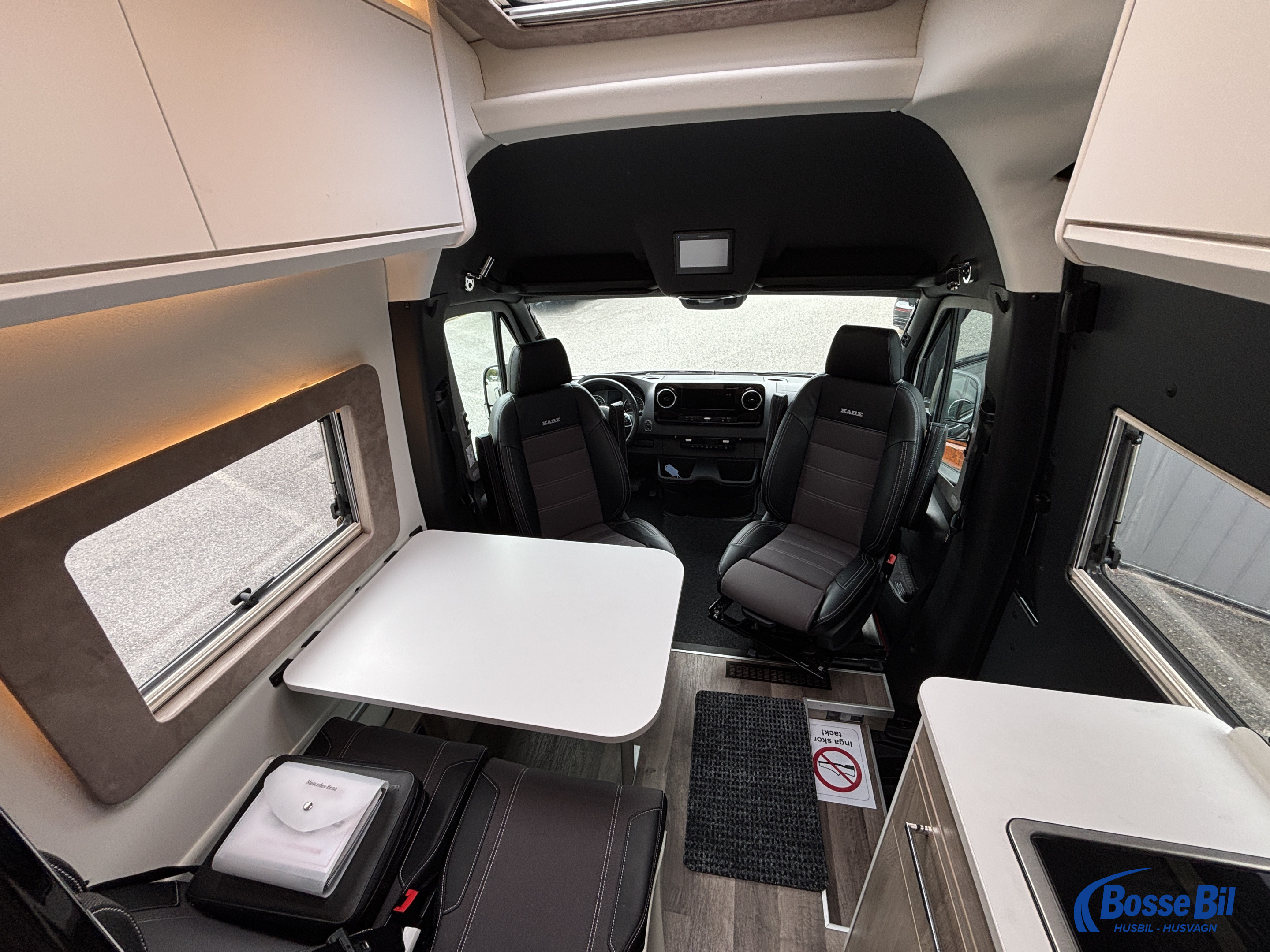 KABE Van CRV 690 LB * AC * Litium * Solceller * - KABE