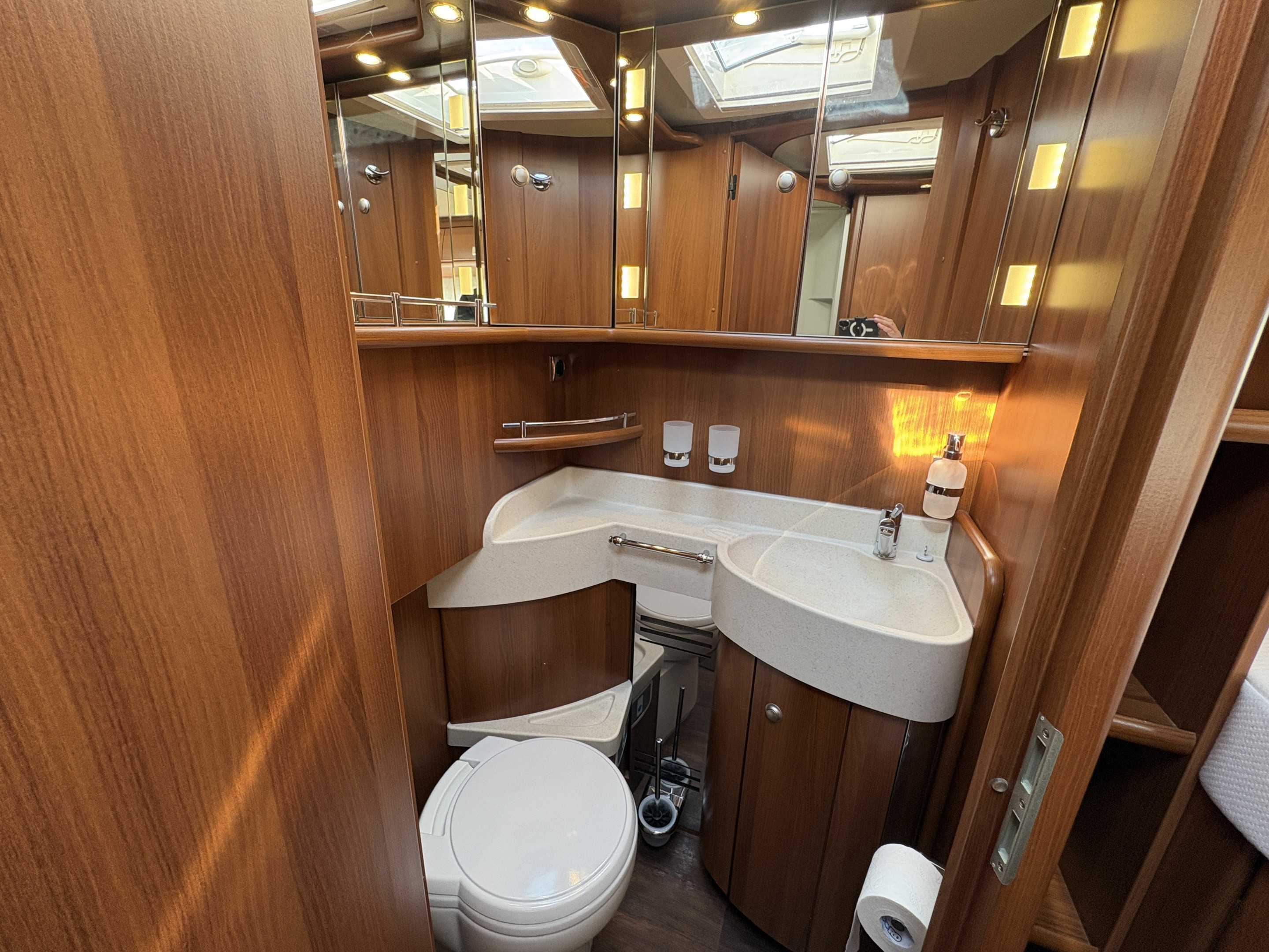 Carthago CHIC E-LINE I 55XL LINER - Carthago