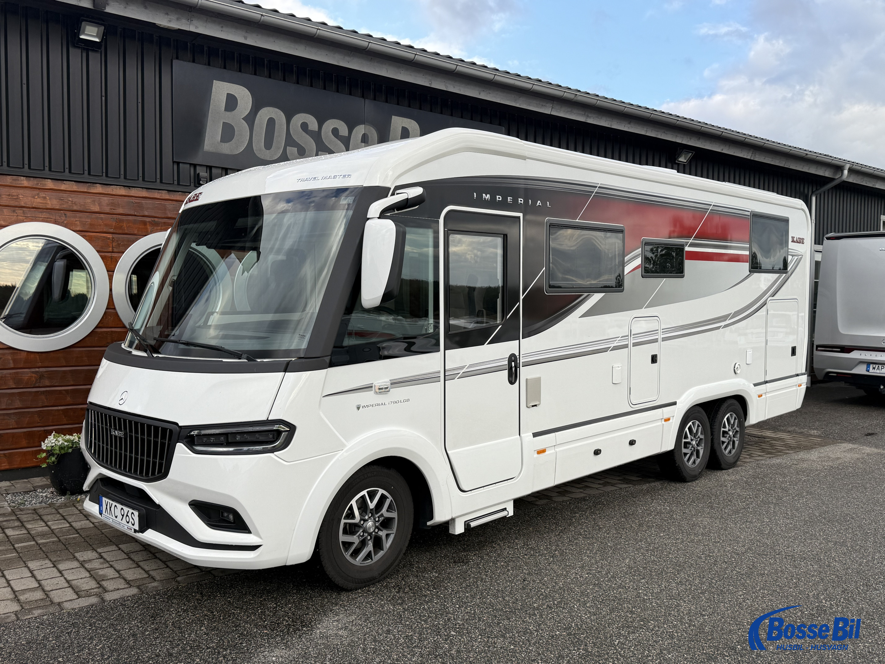 KABE TM Imperial 790 LGB * Långbäddar * Topputrustad * Nyskick * - KABE