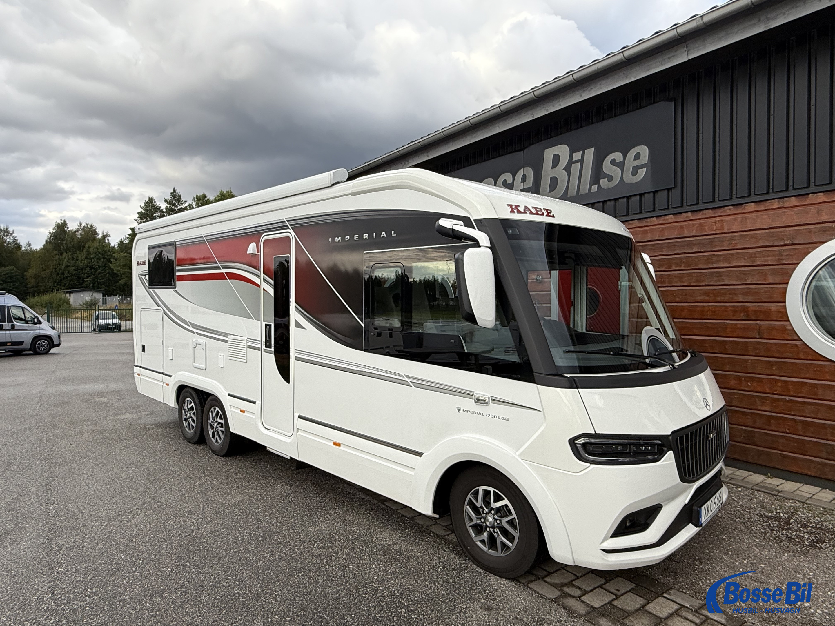 KABE TM Imperial 790 LGB * Långbäddar * Topputrustad * Nyskick * - KABE