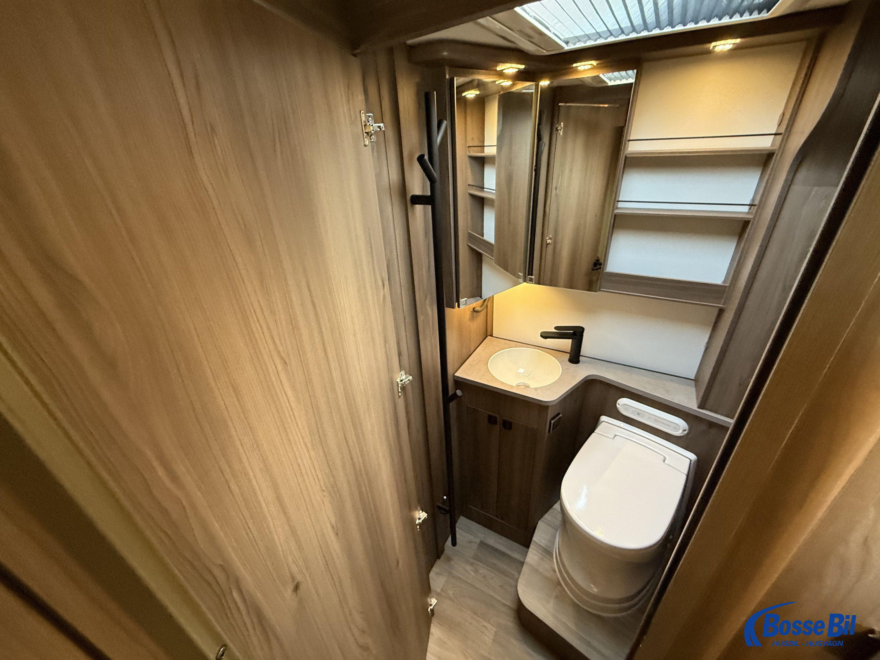 KABE TM Imperial 790 LGB * Långbäddar * Topputrustad * Nyskick * - KABE