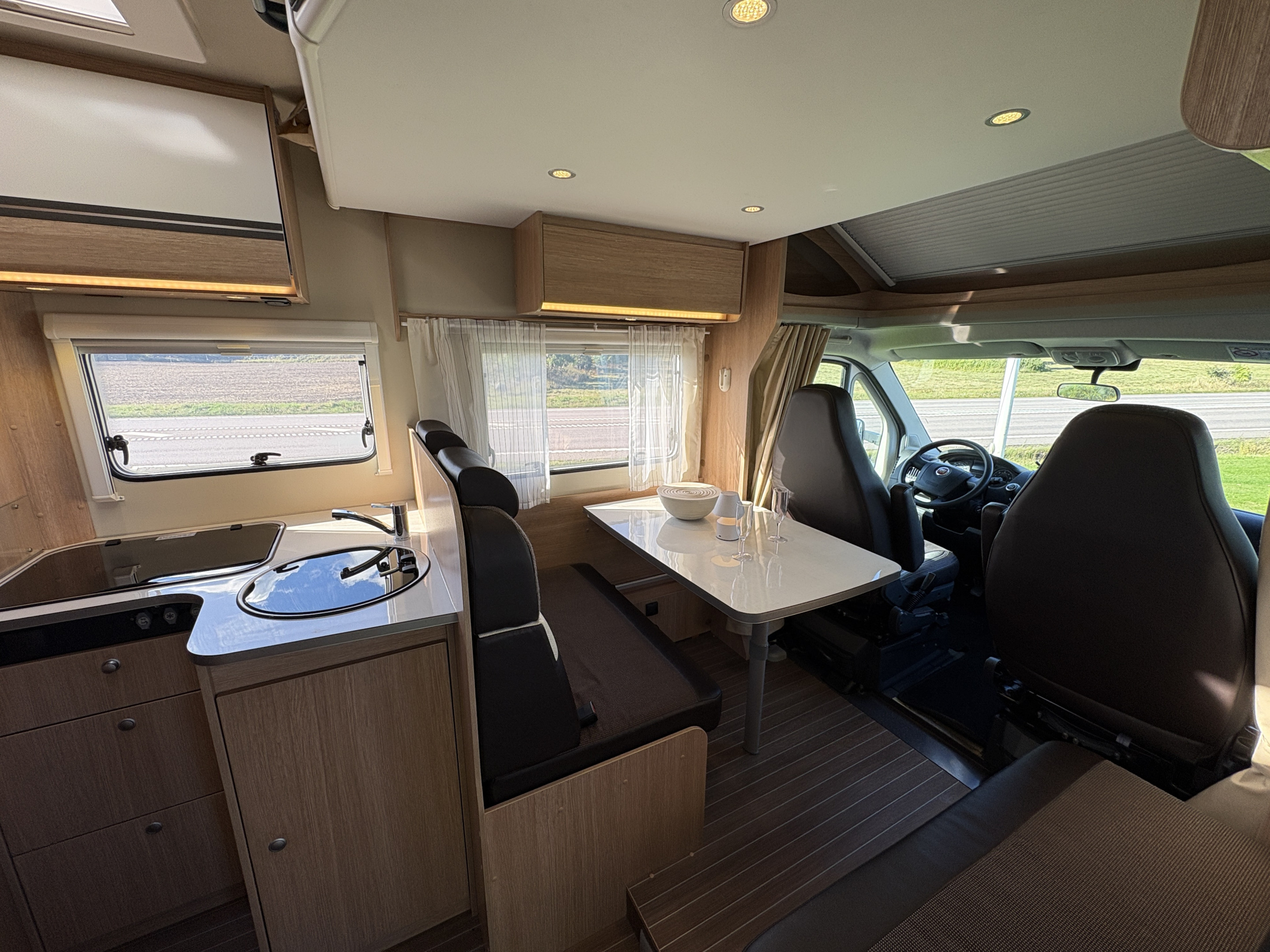 Sunlight T 67 (kamrem+service -26, taksäng, 3500kg) - Sunlight