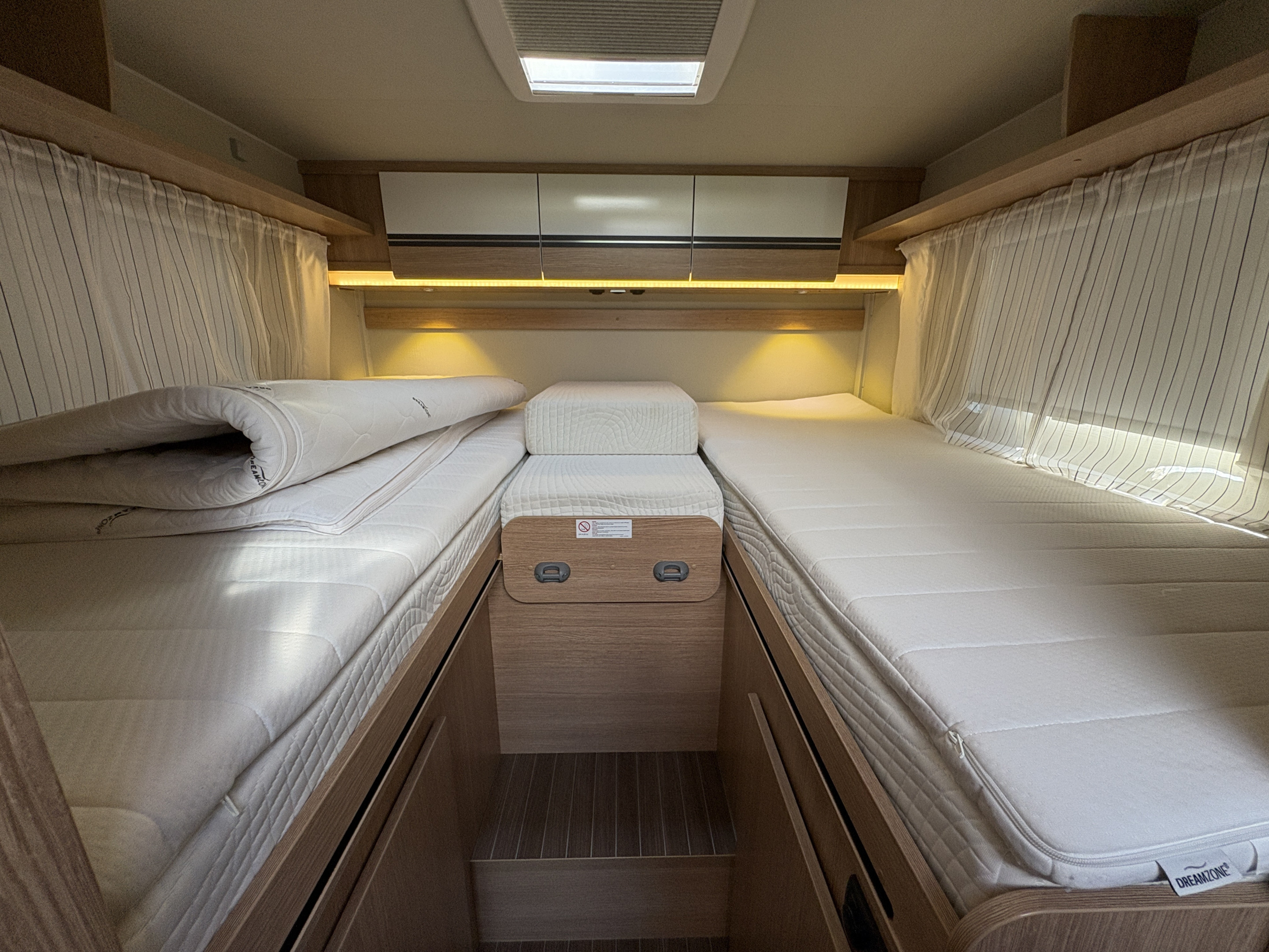 Sunlight T 67 (kamrem+service -26, taksäng, 3500kg) - Sunlight