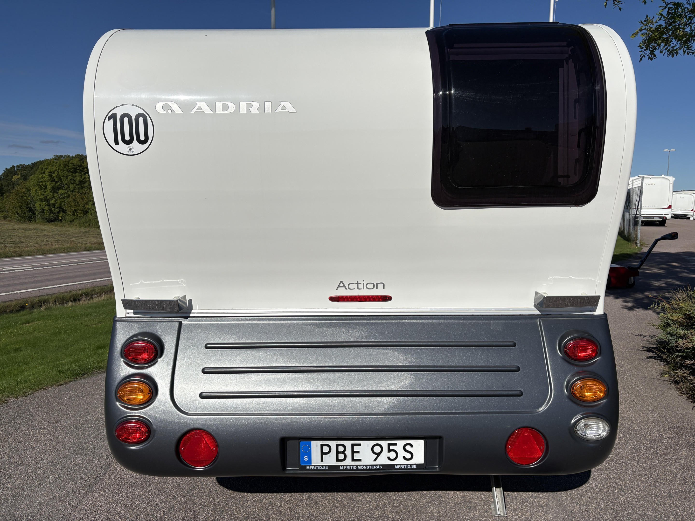 Adria ACTION 361LH (tält,markis,solcell) - Adria