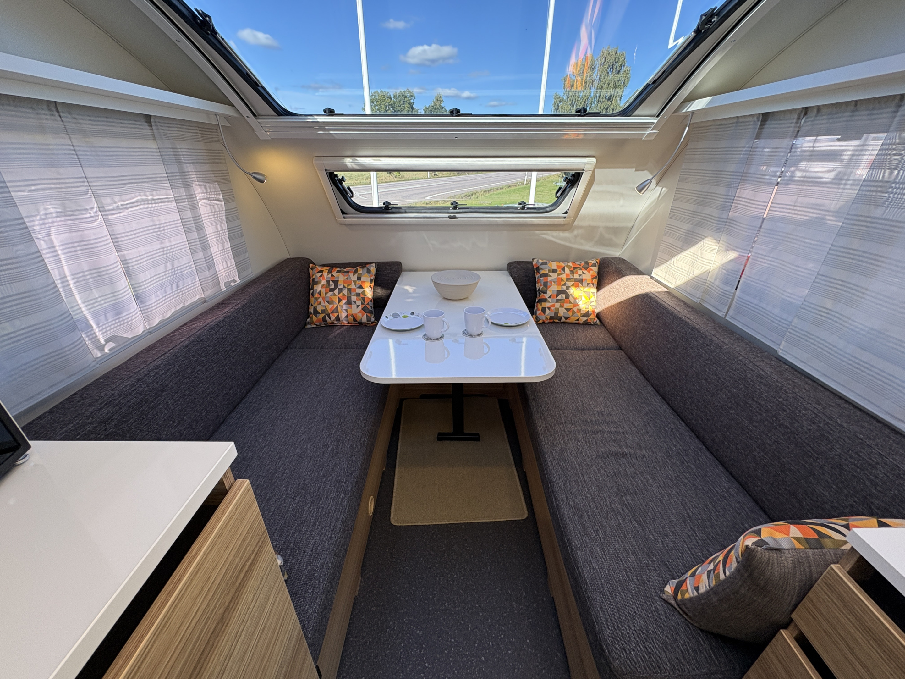 Adria ACTION 361LH (tält,markis,solcell) - Adria