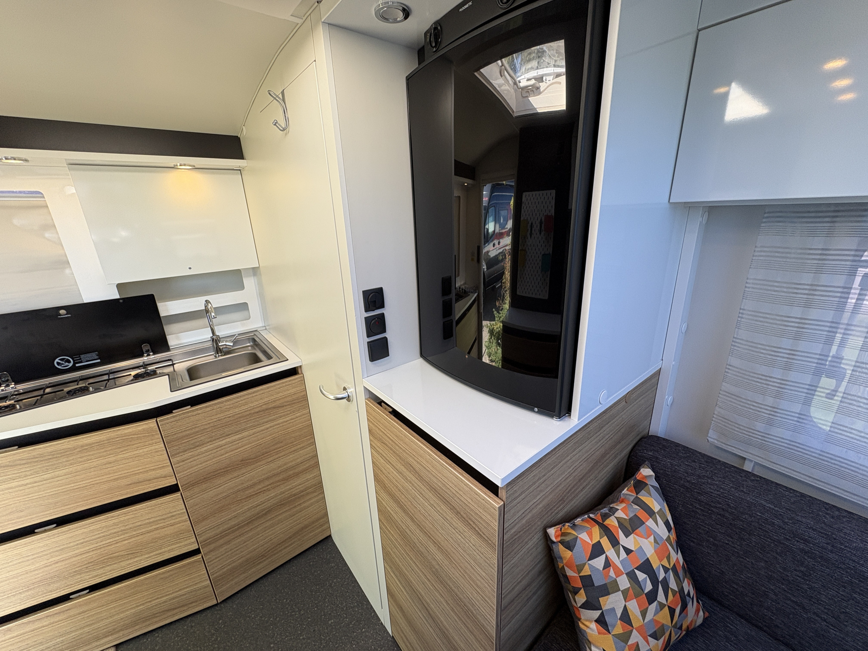 Adria ACTION 361LH (tält,markis,solcell) - Adria