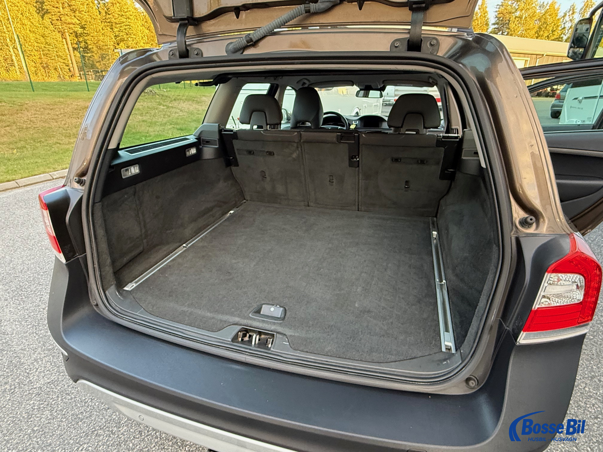 Volvo XC70 D4 AWD * Nyservad * Dragkrok * - Volvo