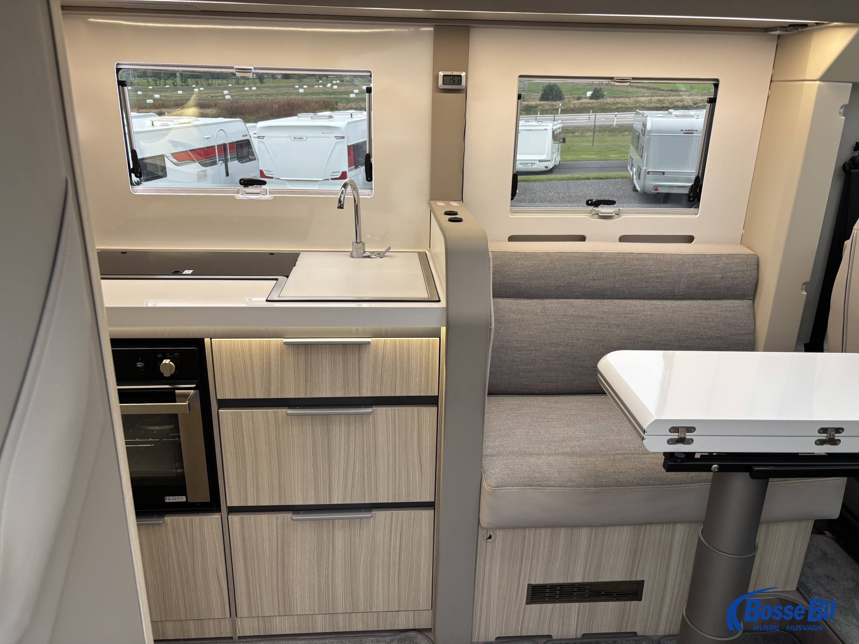 Adria COMPACT Supreme DL * AC * Solceller * Långbäddar * 3500kg * - Adria