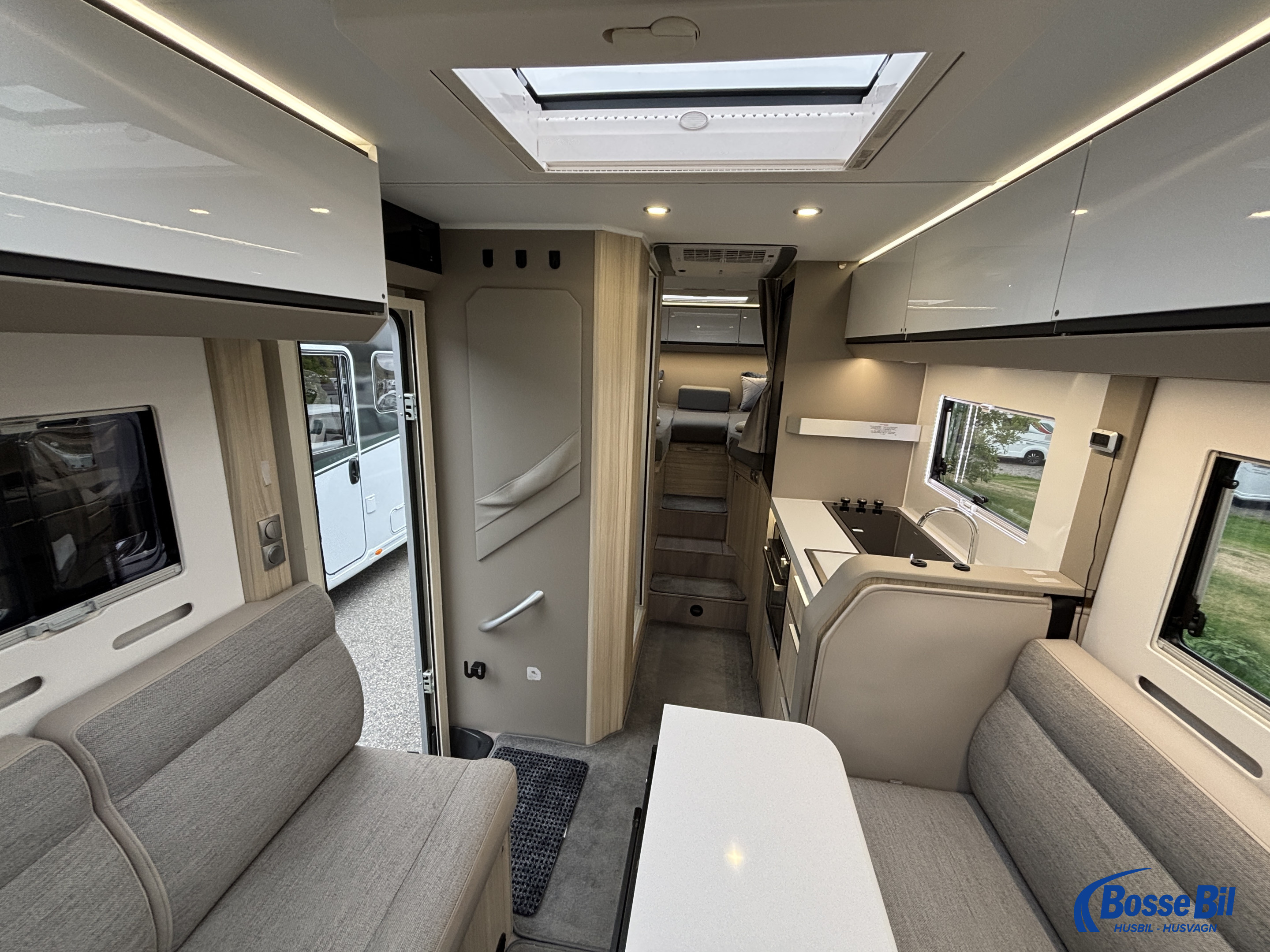 Adria COMPACT Supreme DL * AC * Solceller * Långbäddar * 3500kg * - Adria