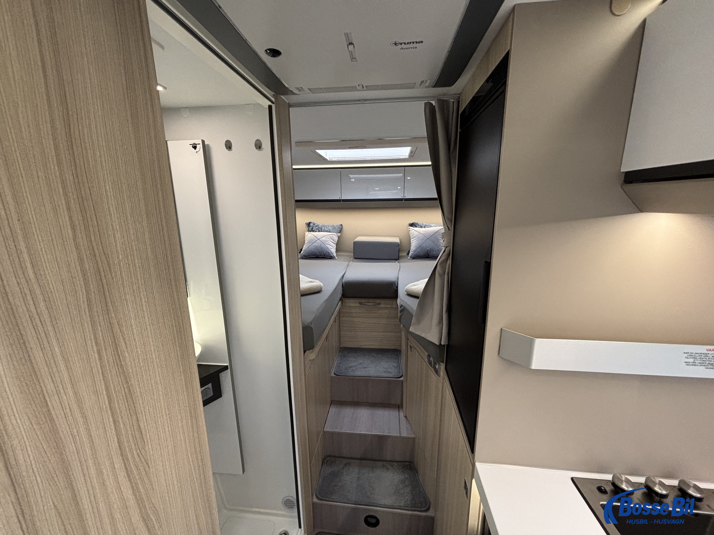 Adria COMPACT Supreme DL * AC * Solceller * Långbäddar * 3500kg * - Adria