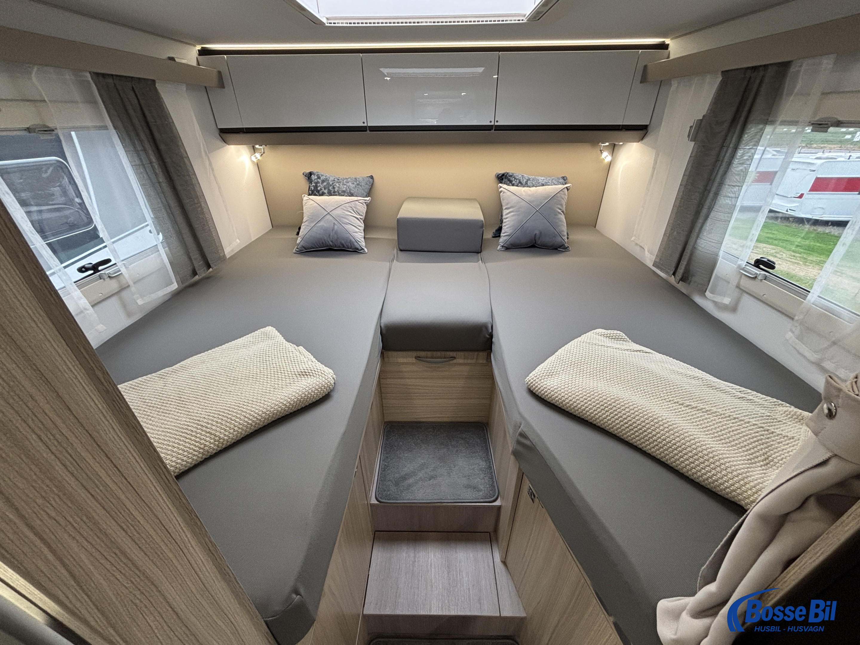 Adria COMPACT Supreme DL * AC * Solceller * Långbäddar * 3500kg * - Adria