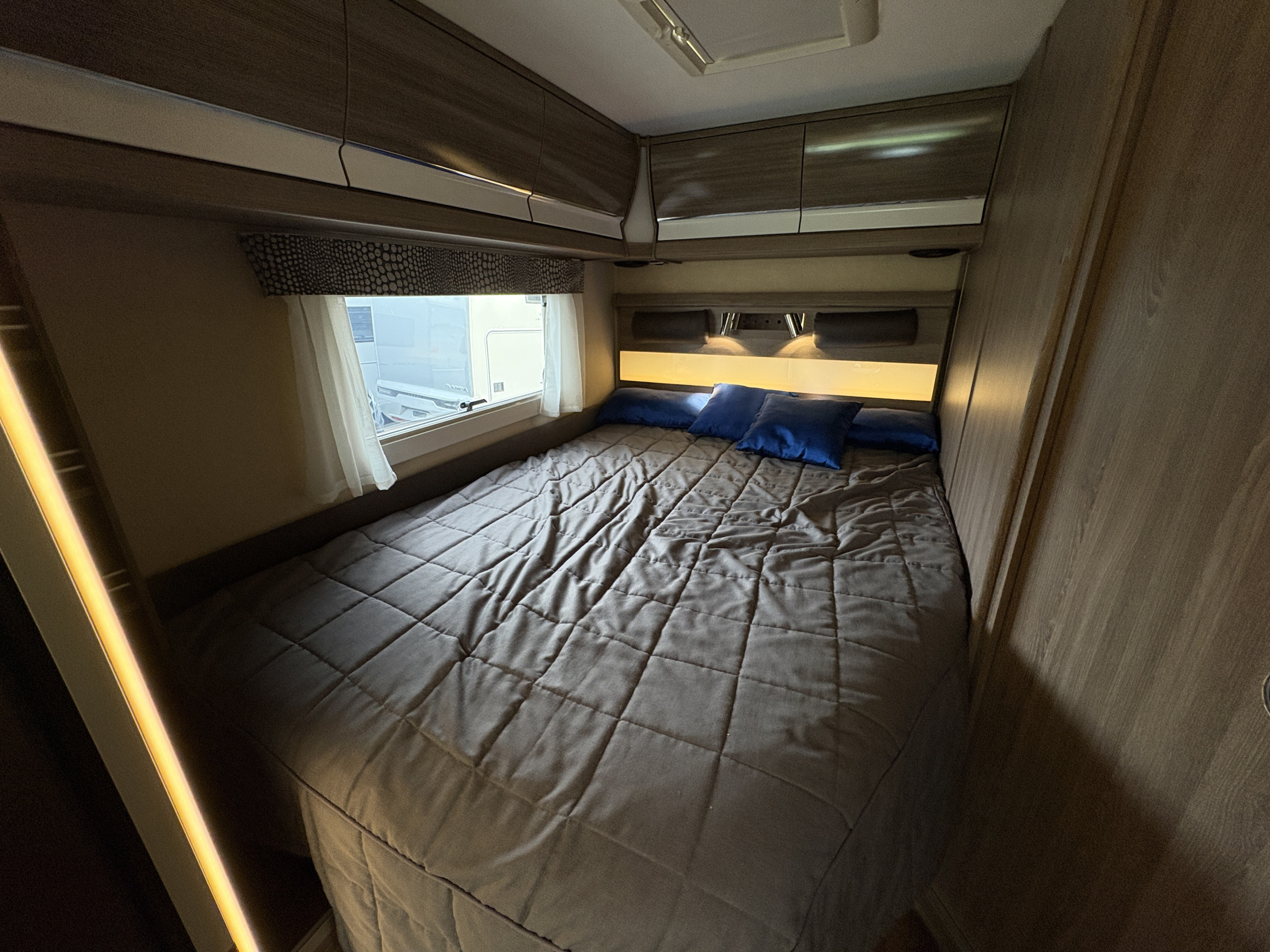 KABE KABE TM X780 LXL (hydral ben, ac,solcell) - KABE