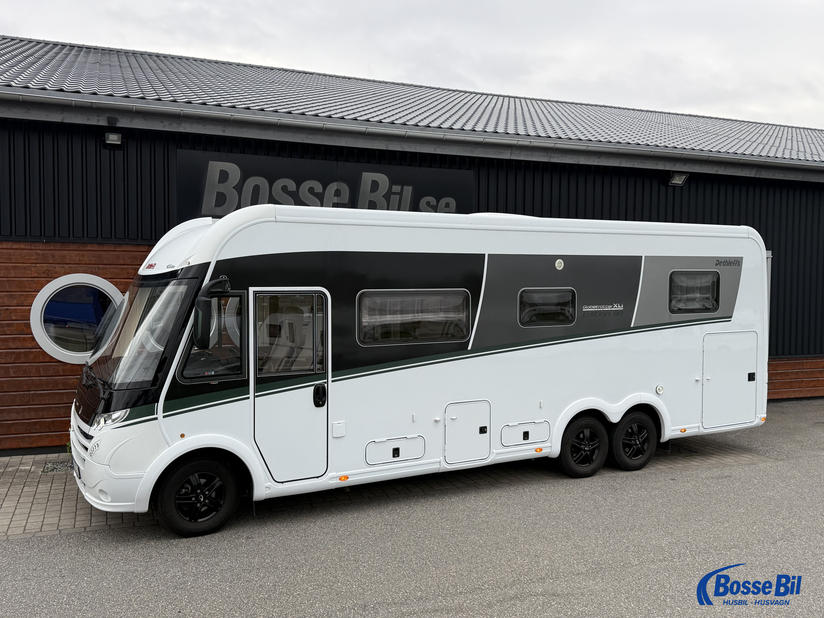 Dethleffs Globetrotter XL-I 7850 * AC * Hydr. stödben * Lyx på hjul * - Dethleffs