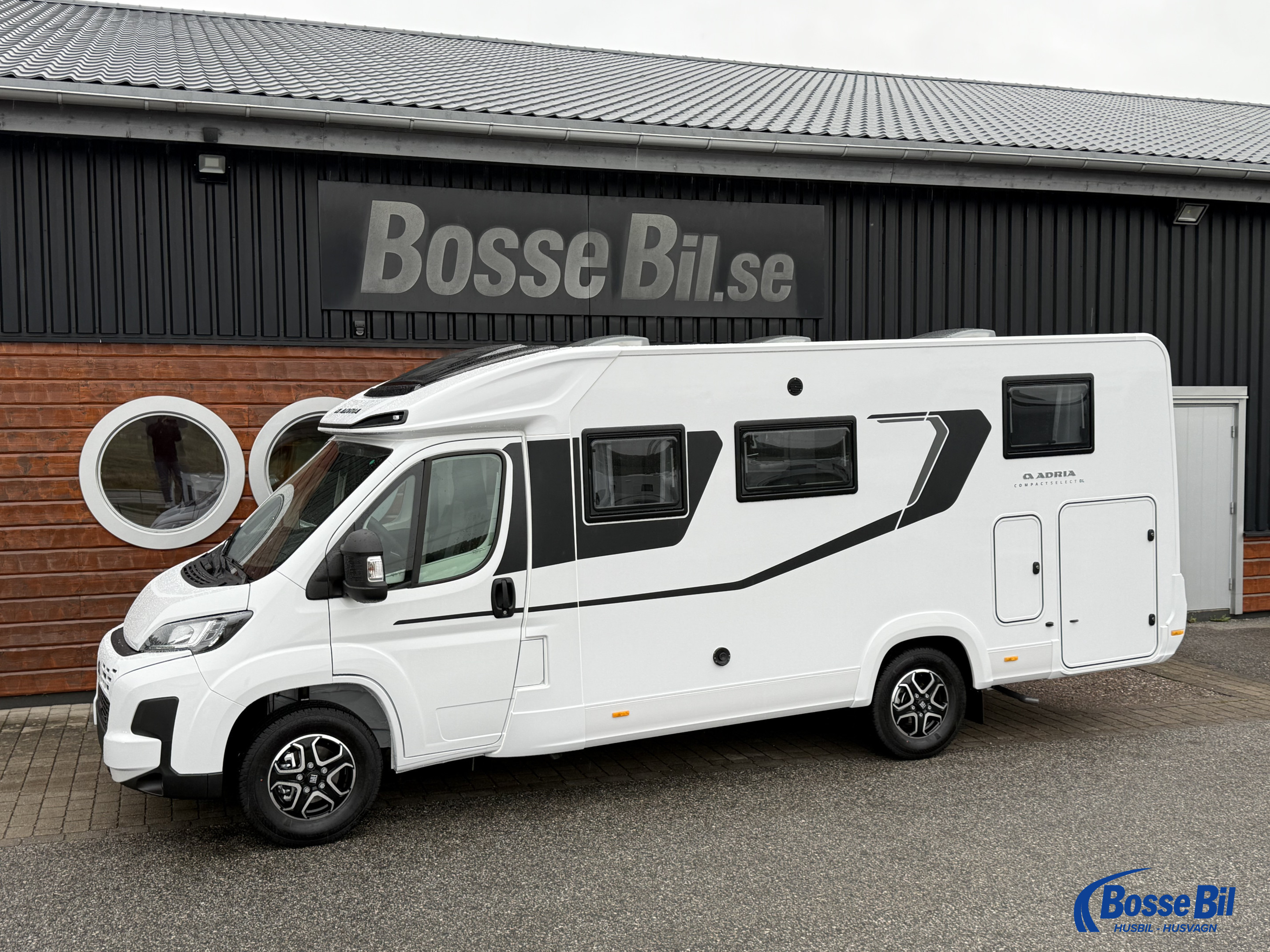 COMPACT SELECT DL - Adria