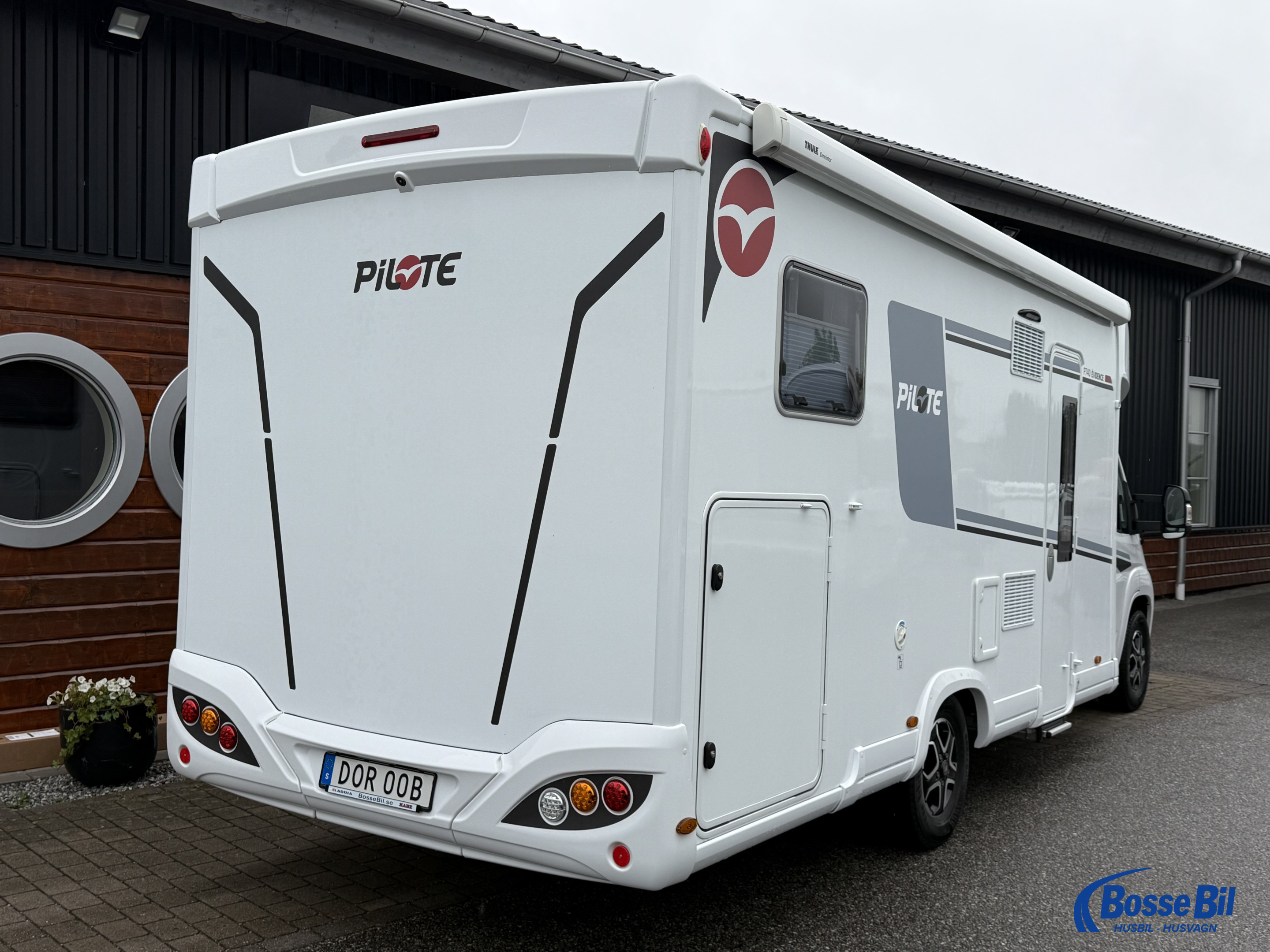 Pilote P 740 GJ - Pilote