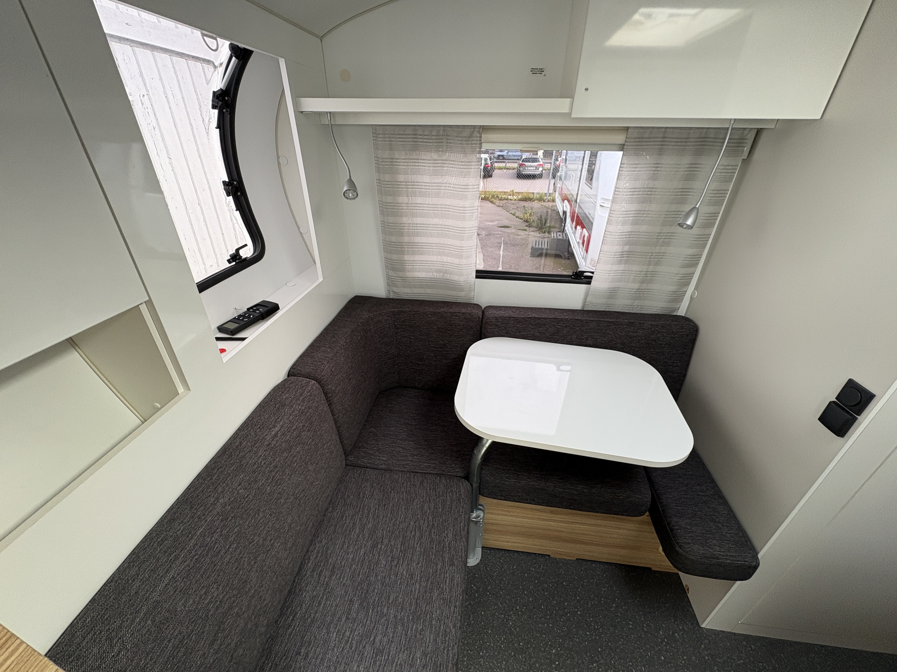 Adria ACTION 391PD (solcell, mover) - Adria