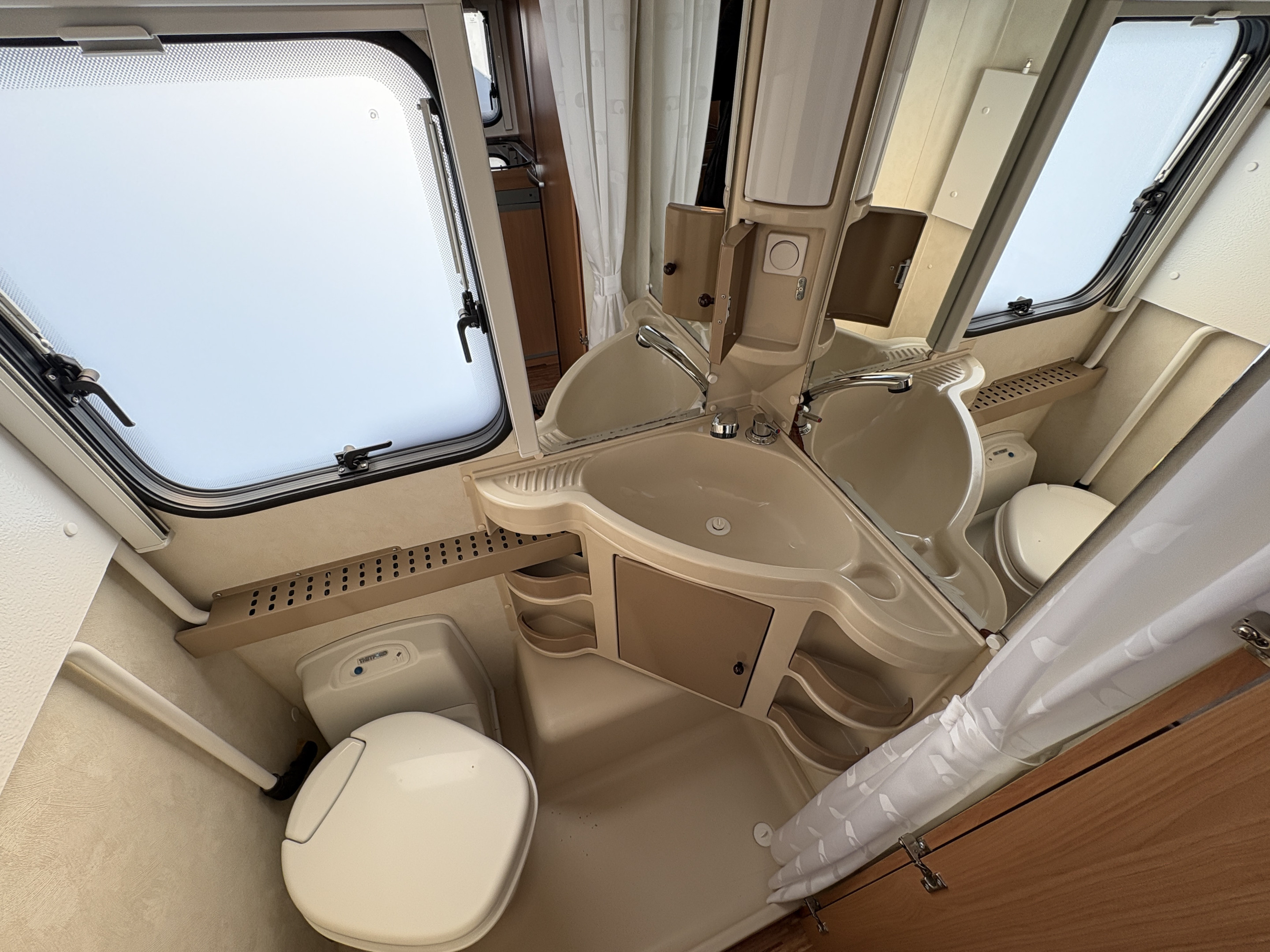 Adria ADORA 563 PU - Adria
